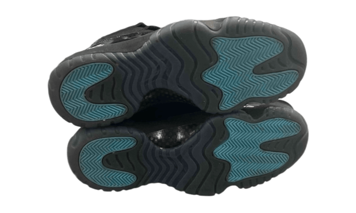 Jordan 11 Retro Gamma Blue (2025) (Preowned)