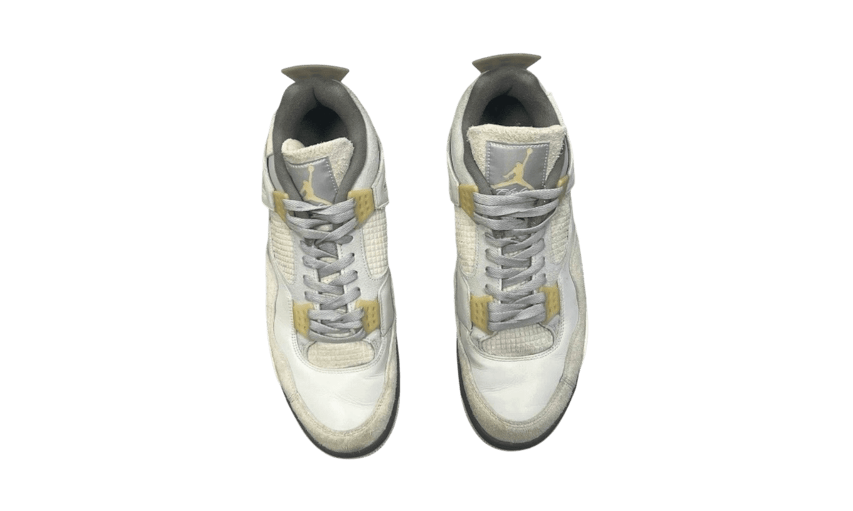 Jordan 4 Retro SE Craft Photon Dust (PreOwned) (No Box)