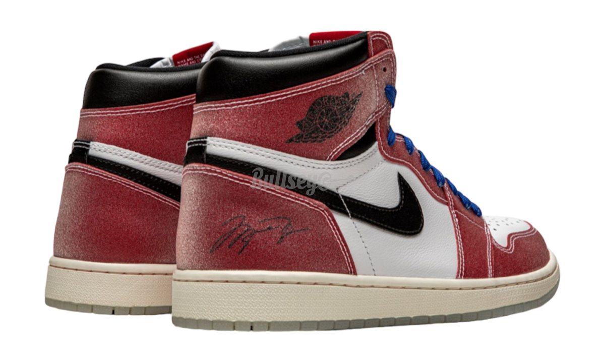 Air Jordan 1 Retro "Trophy Room" (F&F with blue Laces)