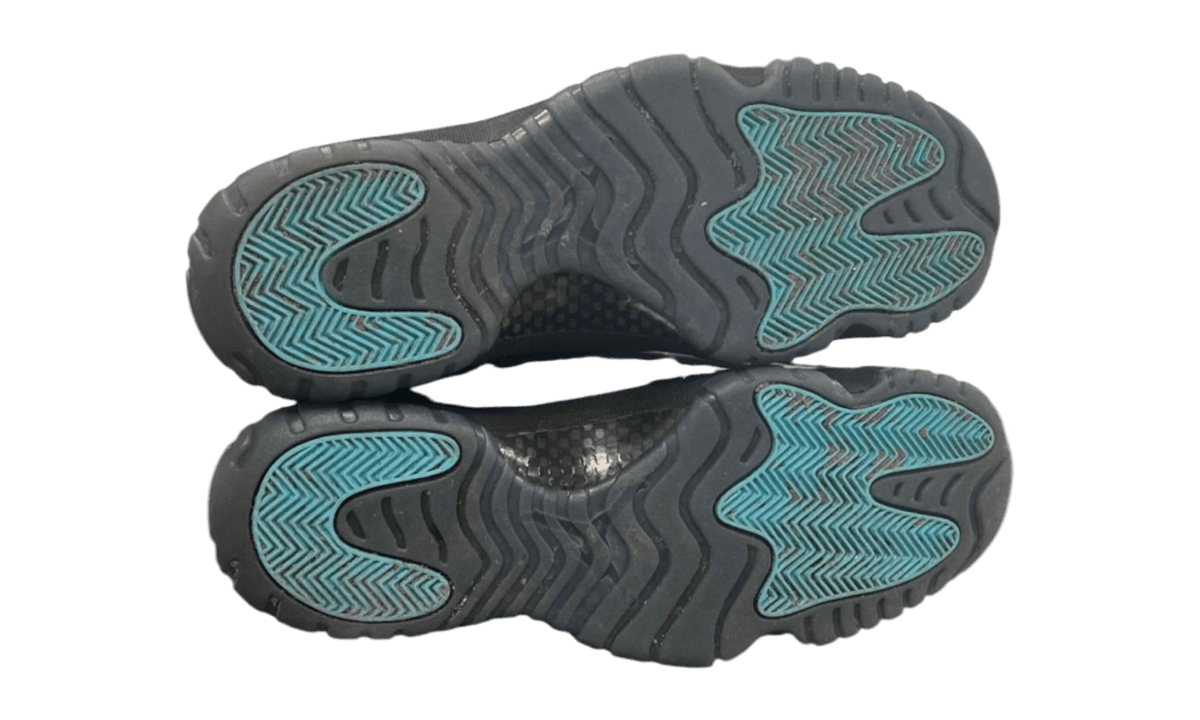 Jordan 11 Retro Gamma Blue (2025) (PreOwned) (No Box)