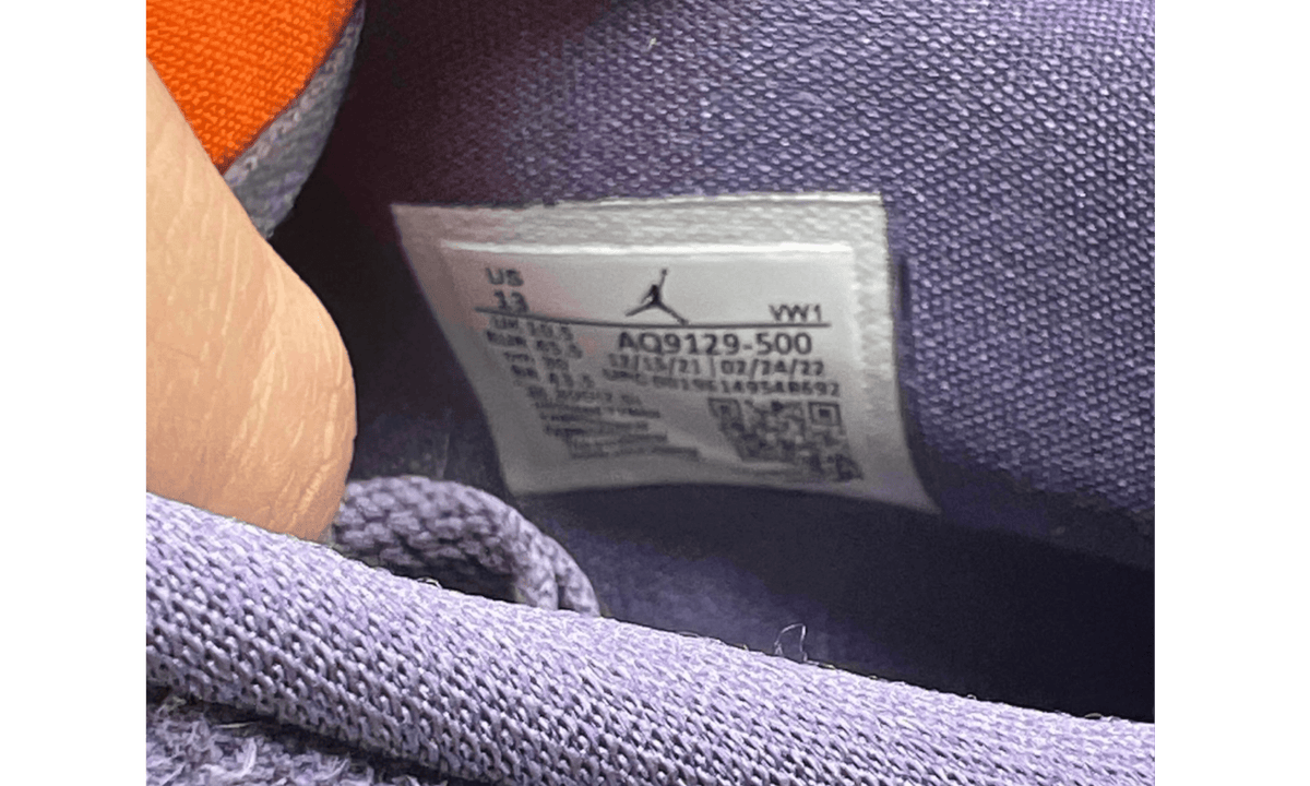 Air Jordan 4 Retro "Purple Canyon" (Womens) (PreOwned)
