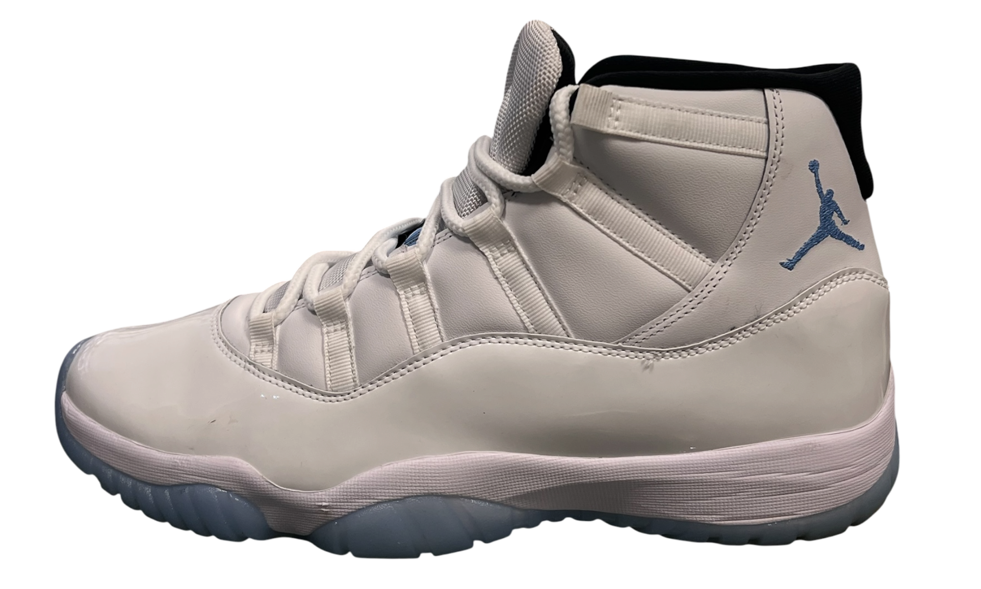 Air Jordan 11 Retro "Legend Blue" (2024) (PreOwned)