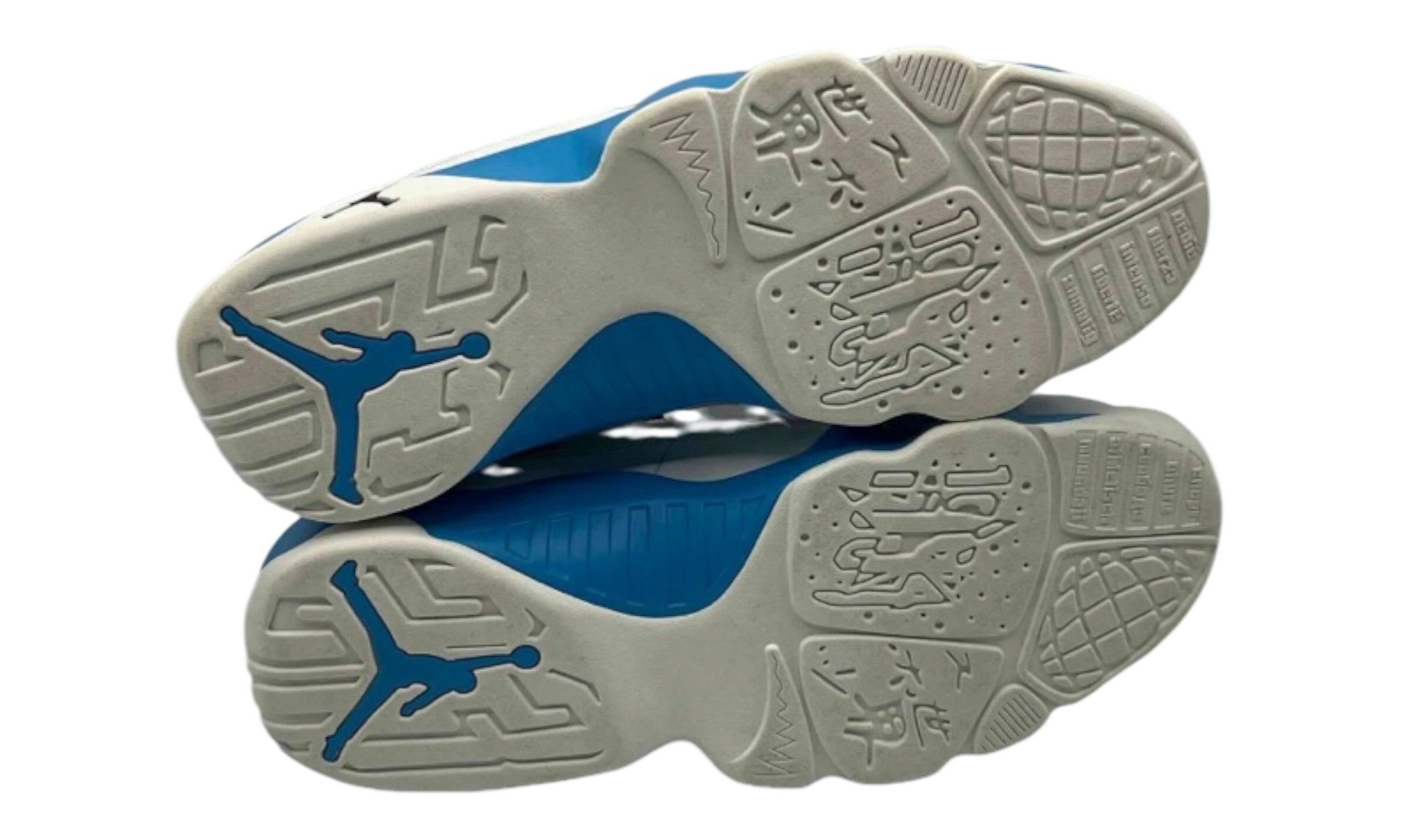Air Jordan 9 Retro "Powder Blue" (PreOwned)
