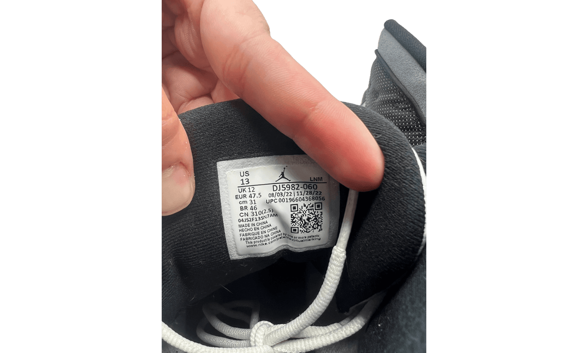 Jordan 13 Retro Black Flint (PreOwned) (No Box)