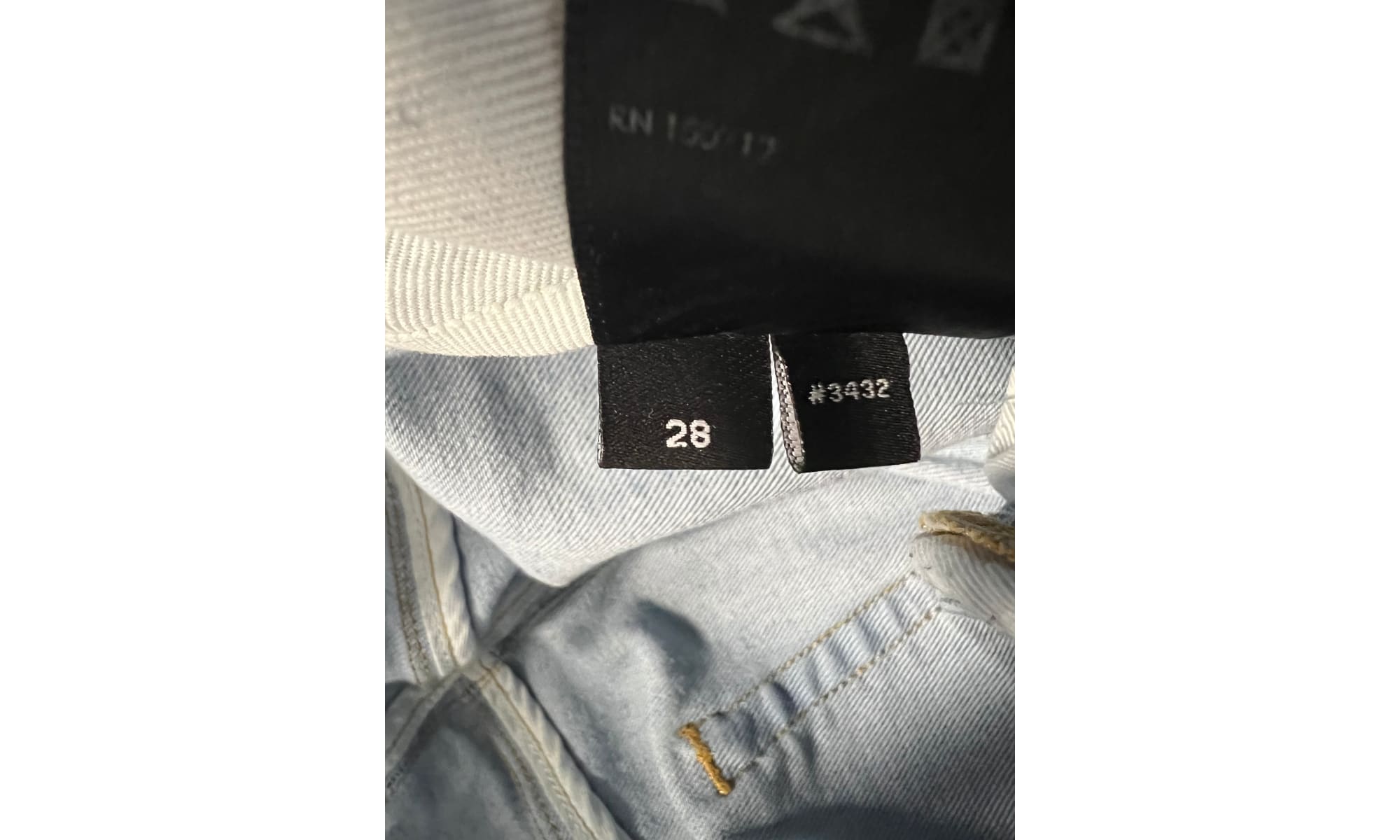 Amiri MX1 Camo Patch Blue Jeans (PreOwned)