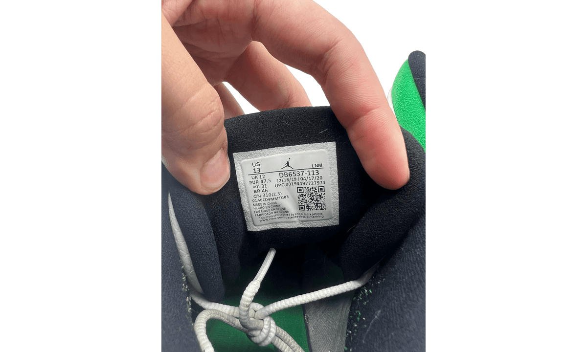 Jordan 13 Retro White Lucky Green (PreOwned) (No Box)
