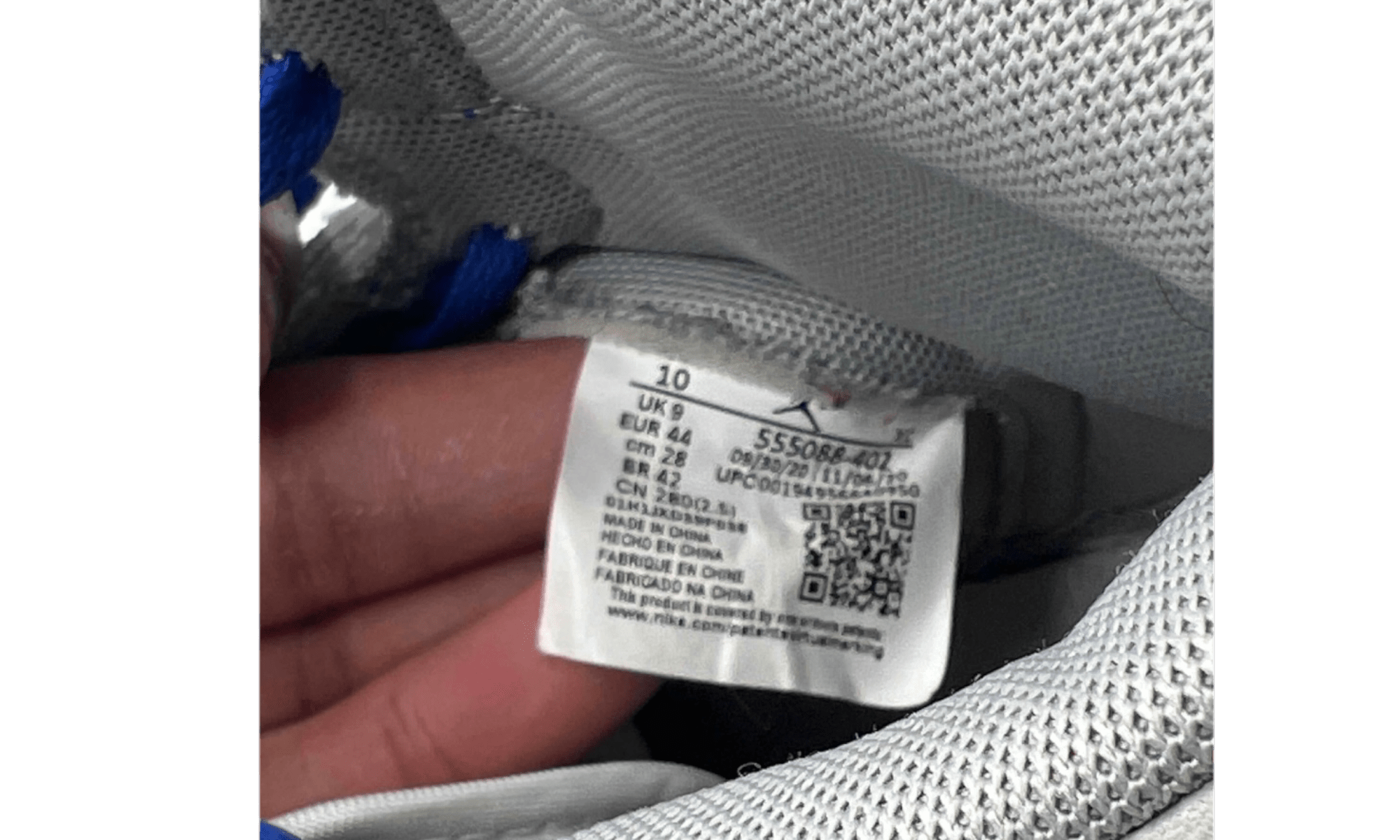 Jordan 1 Retro High OG Hyper Royal (PreOwned)