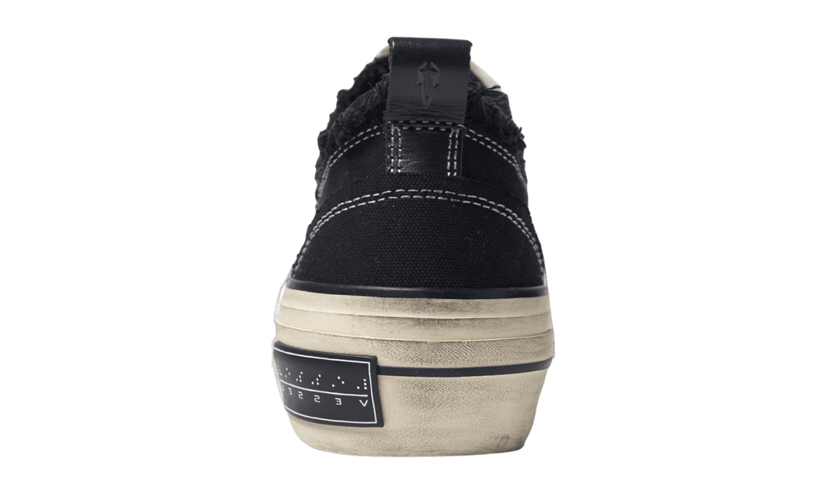 xVESSEL × Revenge x Storm Off-White / Black