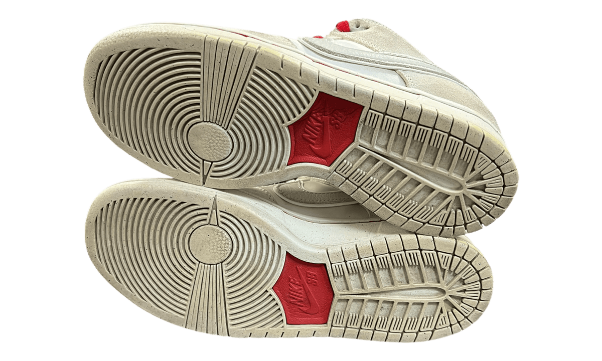 Nike SB Dunk Low City of Love Light Bone (PreOwned)