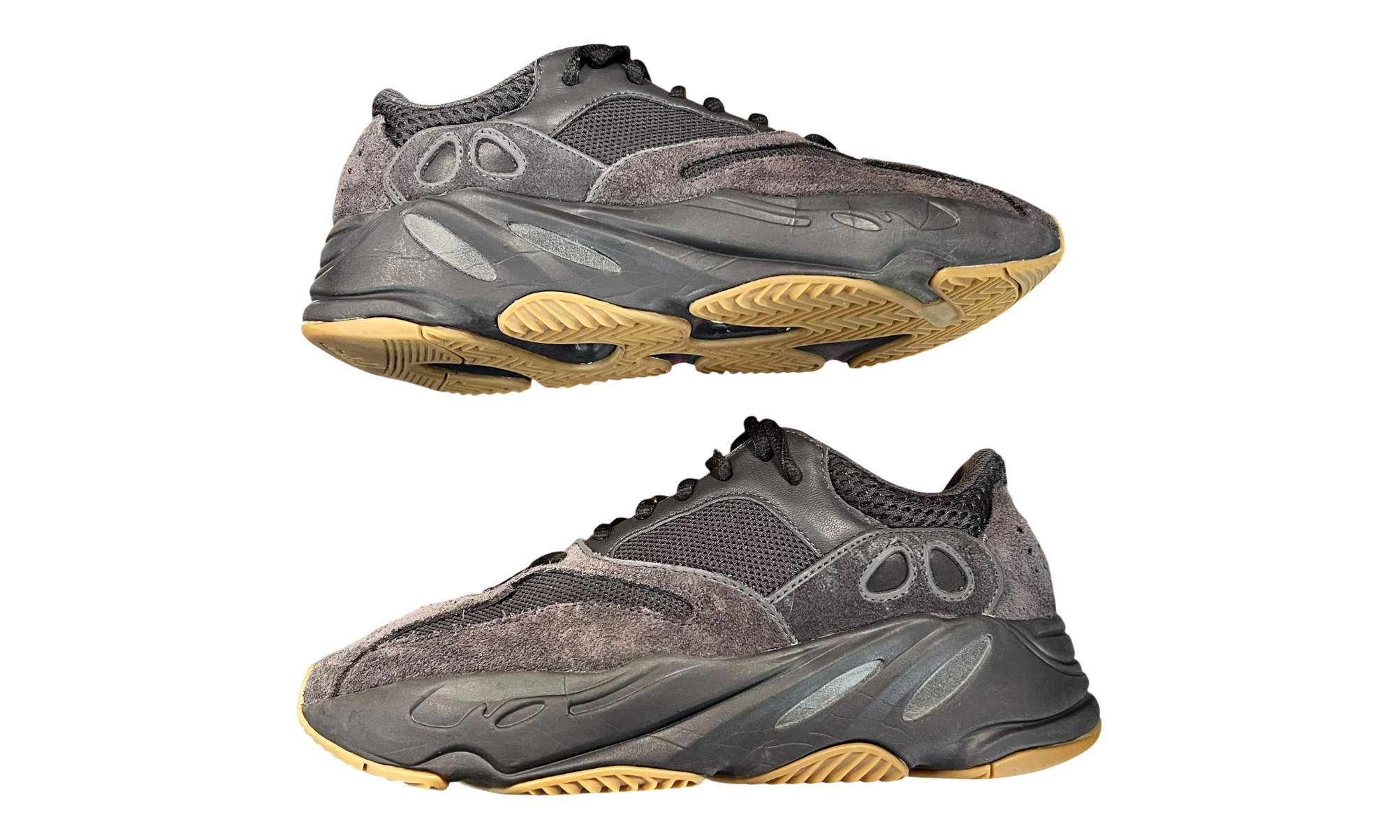 adidas Yeezy Boost 700 Utility Black (PreOwned)