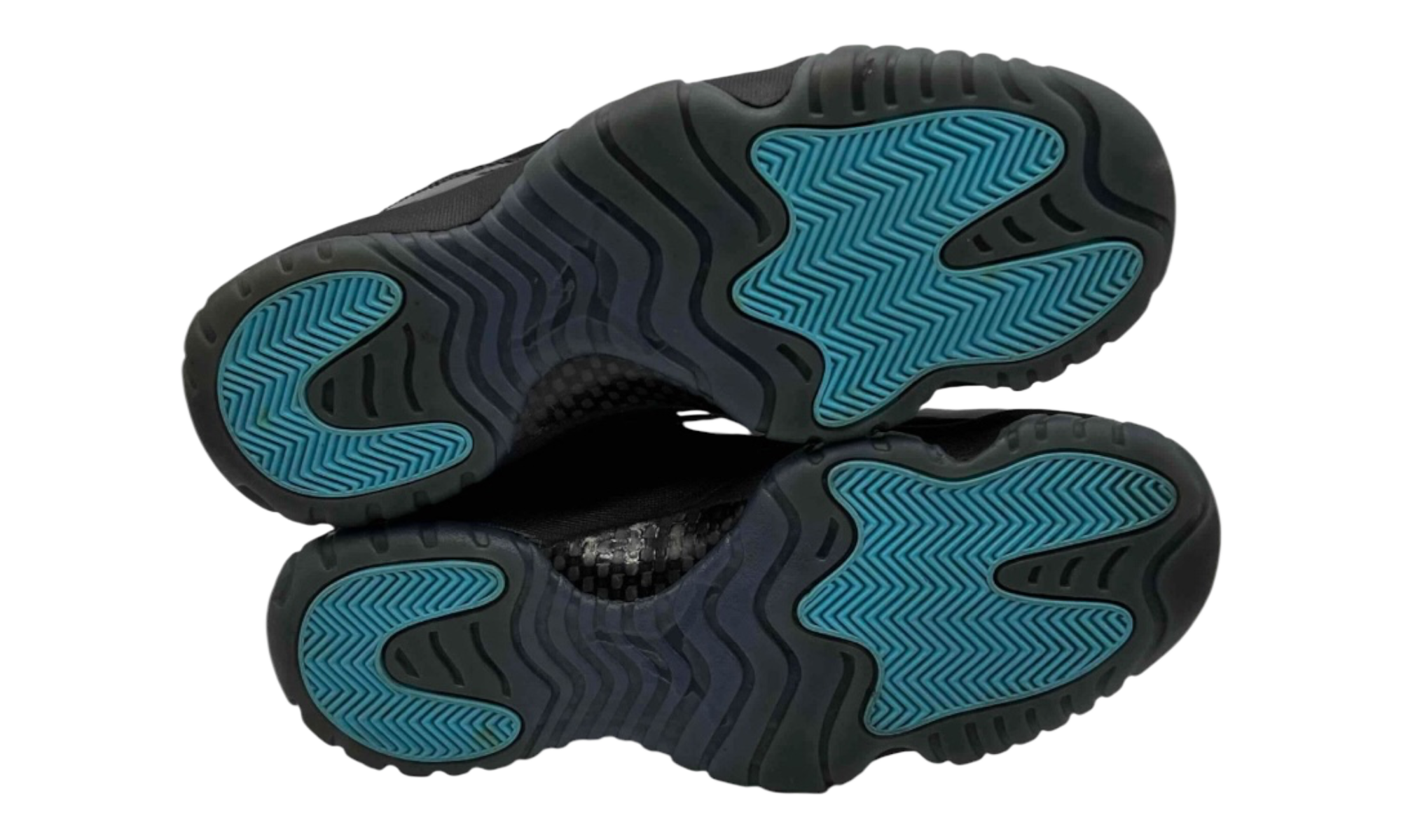 Jordan 11 Retro Gamma Blue (2025) (PreOwned) (No Insoles)