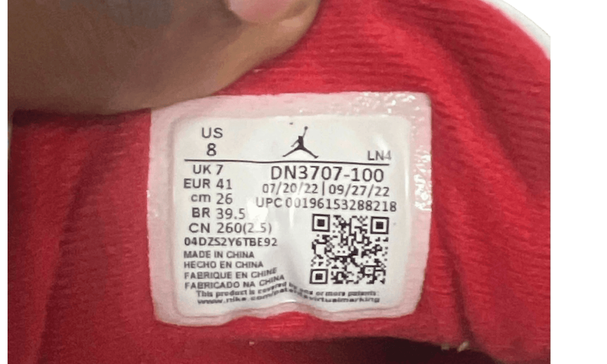 Air Jordan 3 Retro "White Cement Reimagined" (PreOwned)