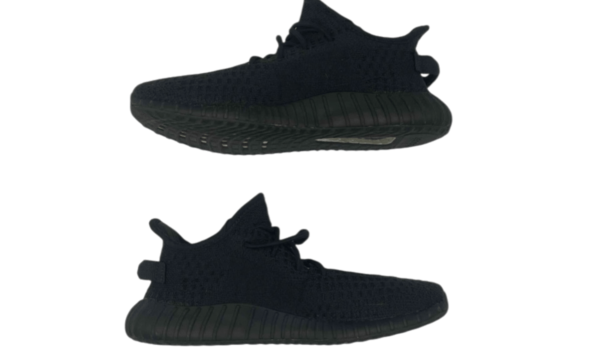 Adidas Yeezy Boost 350 V2 "Onyx" (PreOwned) (No Box)
