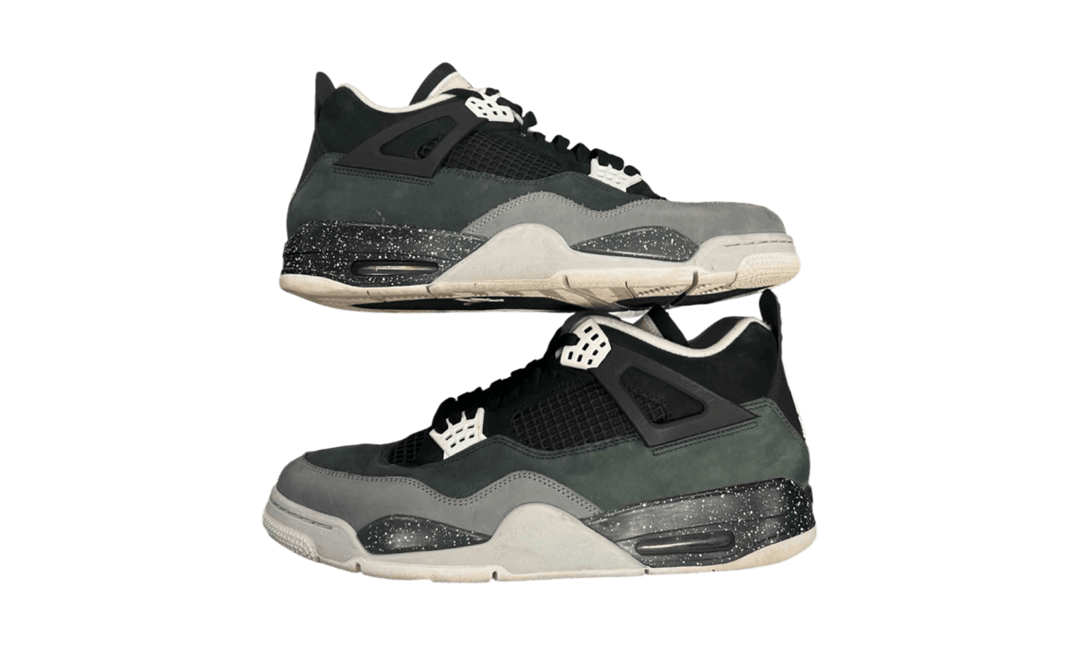 Air Jordan 4 Retro "Fear" (2024) (PreOwned)