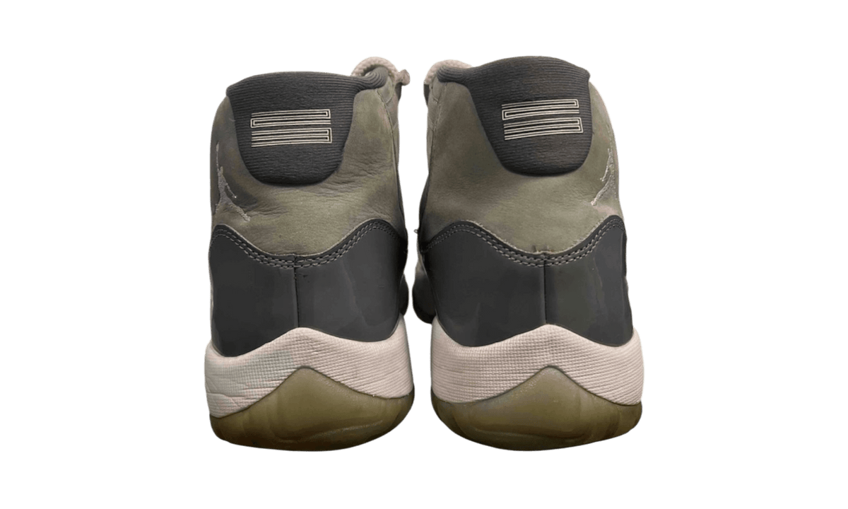 Air Jordan 11 Retro "Cool Grey" 2021 (PreOwned)
