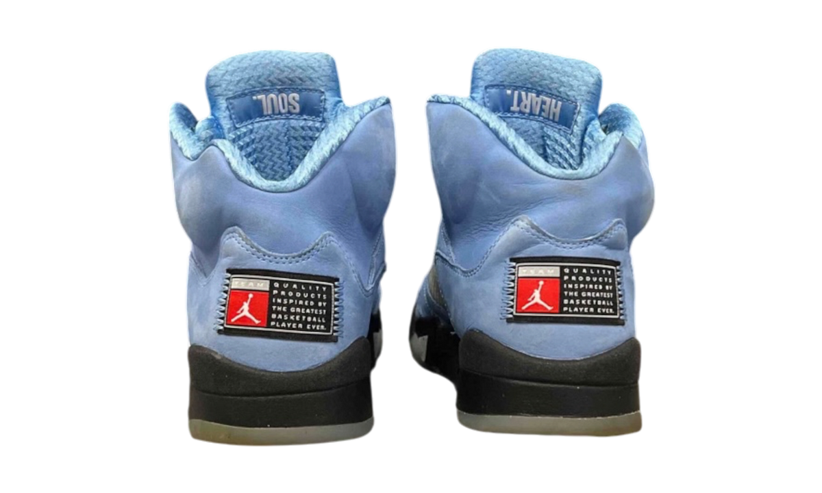 Air Jordan 5 Retro "UNC University Blue" (PreOwned)