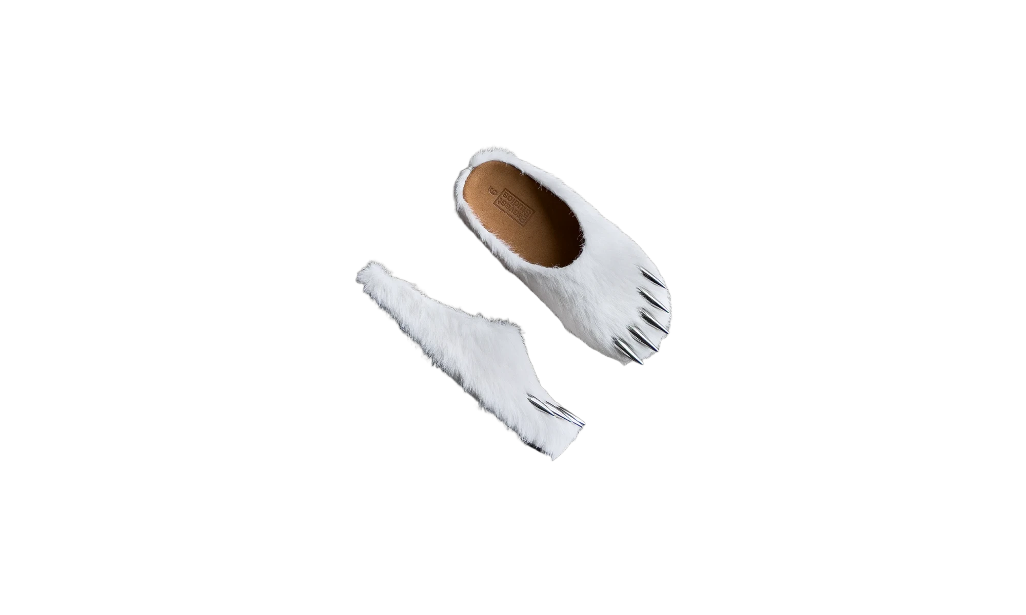 Bravest Studios Bear Claw Mule "White"