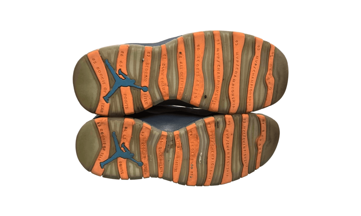 Jordan 10 Retro Bobcats (PreOwned)