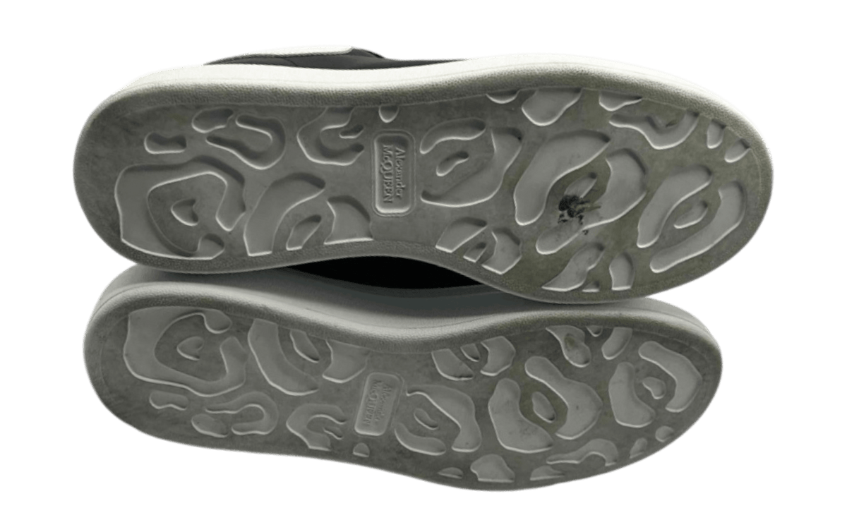 Alexander McQueen Oversized Black White (PreOwned)