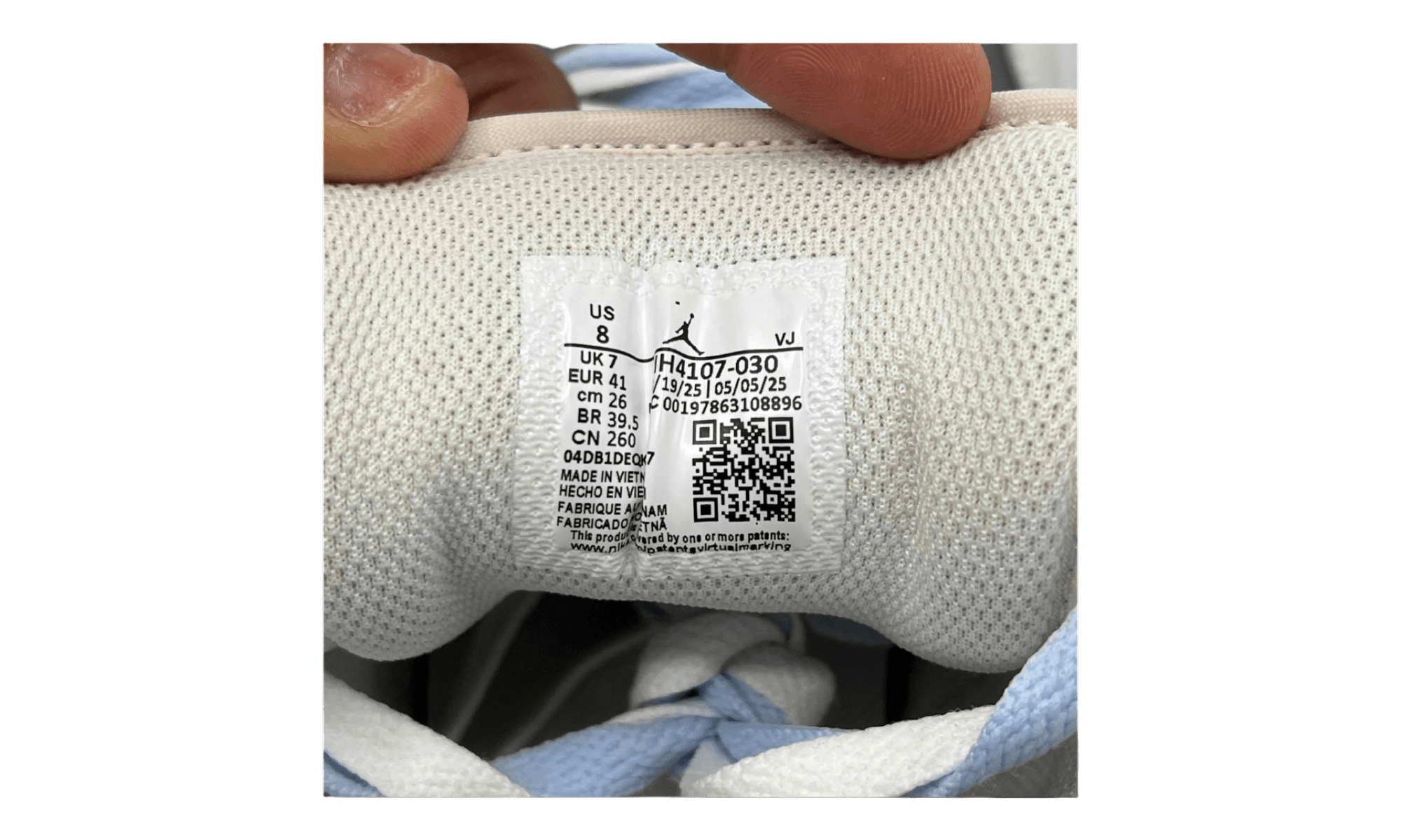 Jordan 1 Mid SE Phantom Iridescent (PreOwned) (No Box)