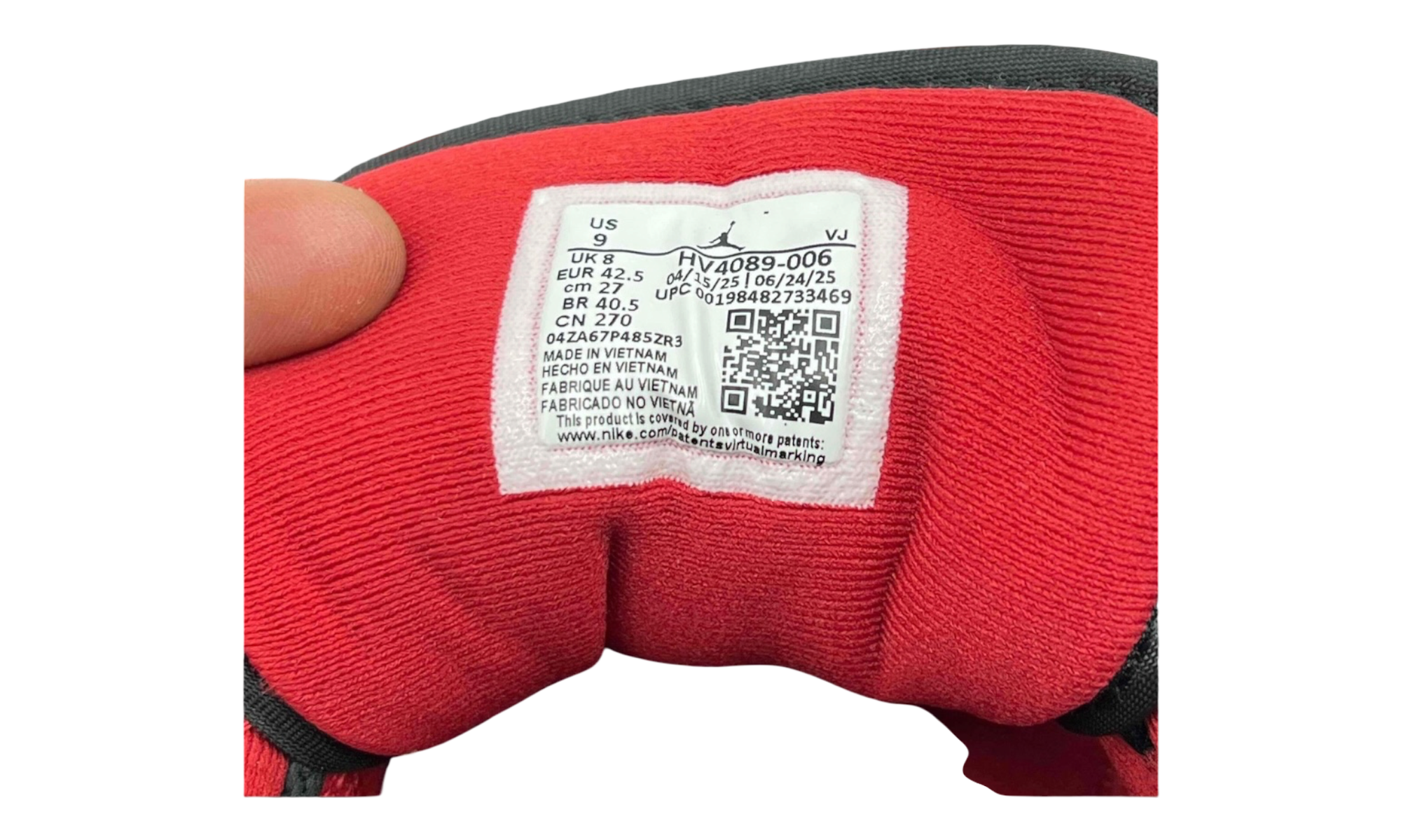 Jordan 1 Low SE Patent Varsity Red Black (PreOwned)
