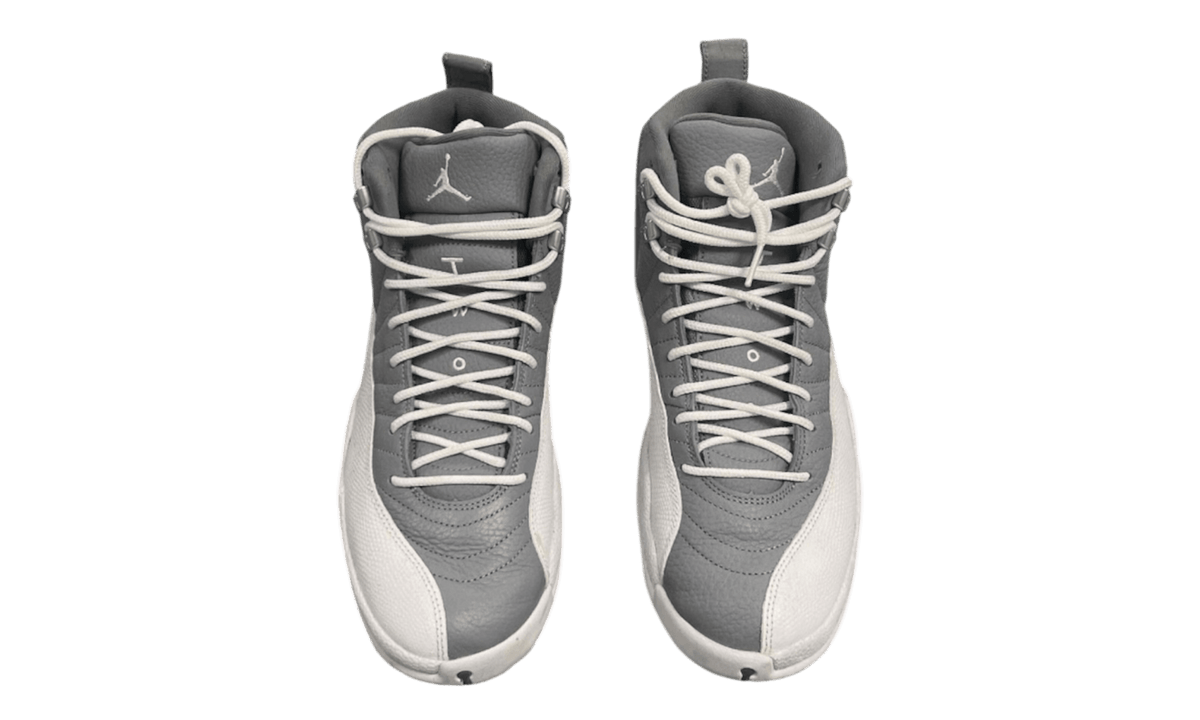 Air Jordan 12 Retro "Stealth" (PreOwned)