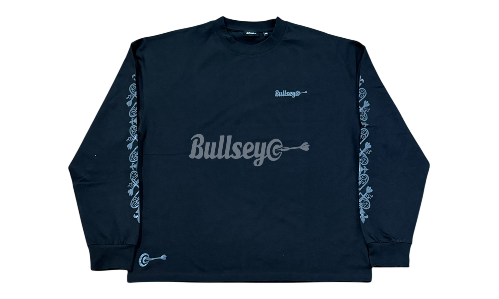 Bullseye Ace of Darts Black Longsleeve T-Shirt