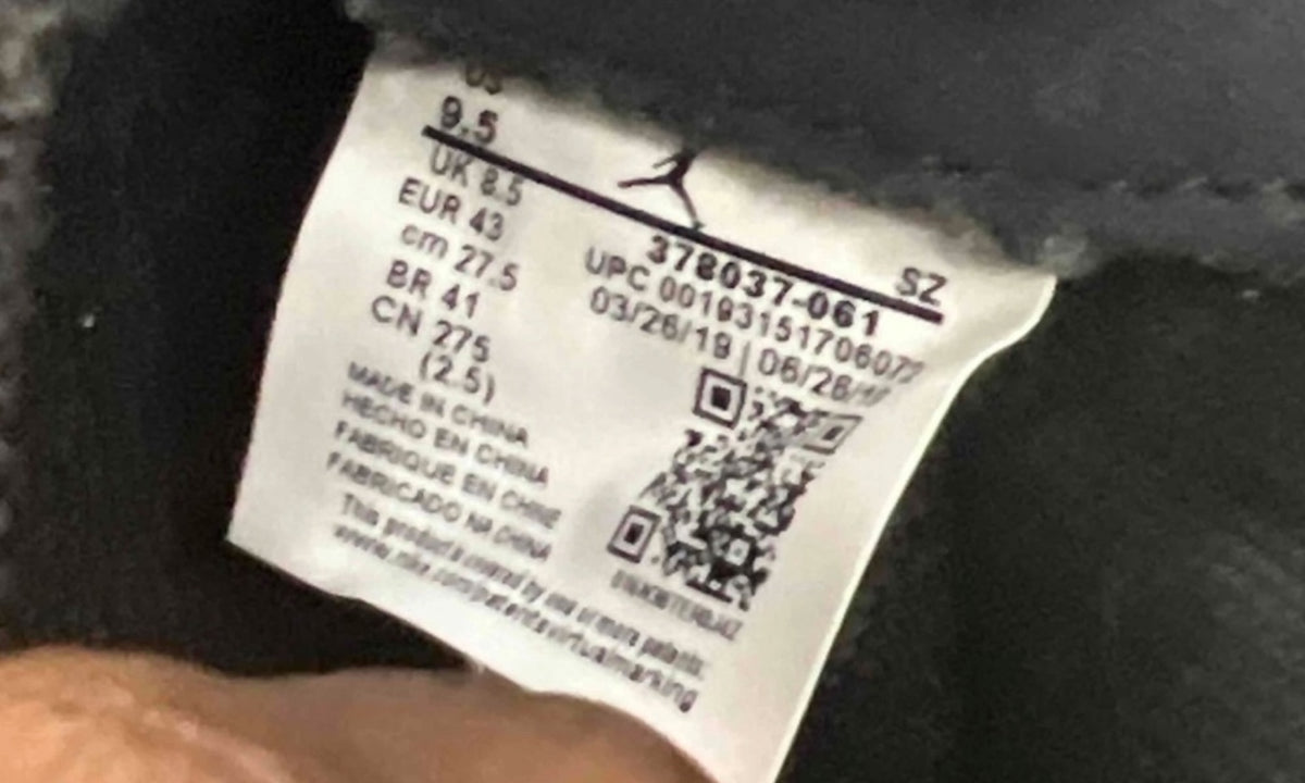 Air Jordan 11 Retro "Bred" (2019) (PreOwned)
