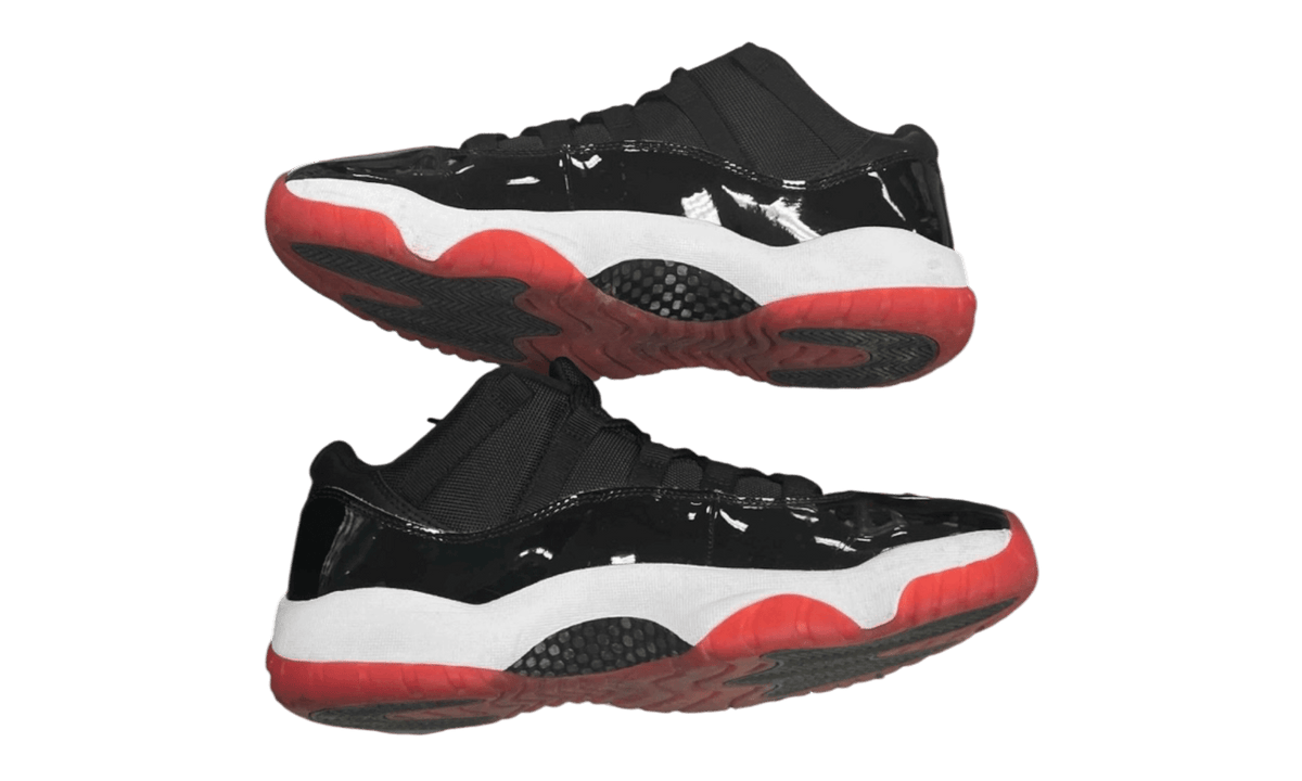 Air Jordan 11 Retro Low "Bred" (2025) (PreOwned)