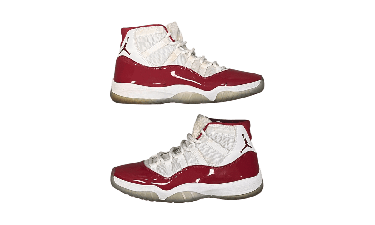 Jordan 11 Retro Cherry (2022) (PreOwned)
