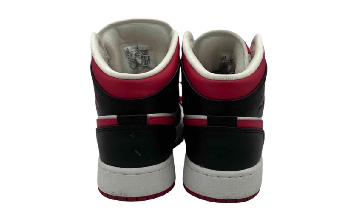 Jordan 1 Mid Very Berry (GS) (PreOwned)