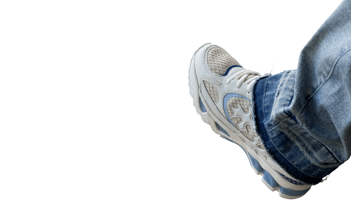 Bravest Studios Kross Kountry Runner "Ice Blue"