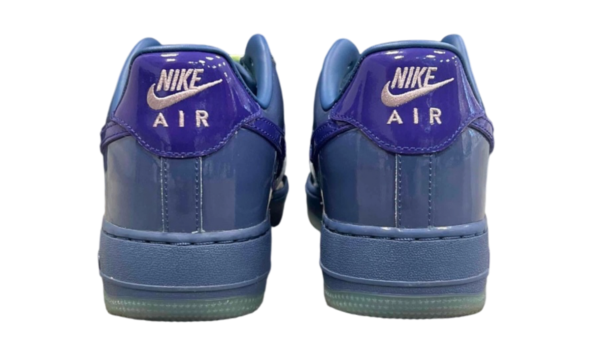 Nike Air Force 1 Low Patent Leather Mystic Navy Grape Ice (PreOwned) (No Box)
