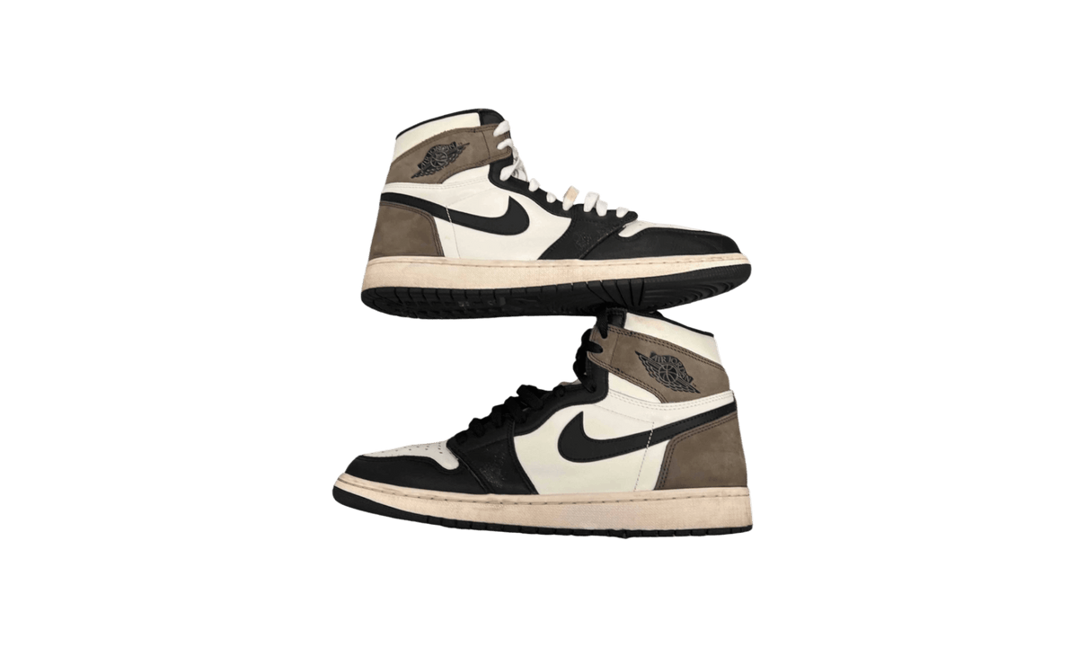 Air Jordan 1 Retro "Mocha" (PreOwned)