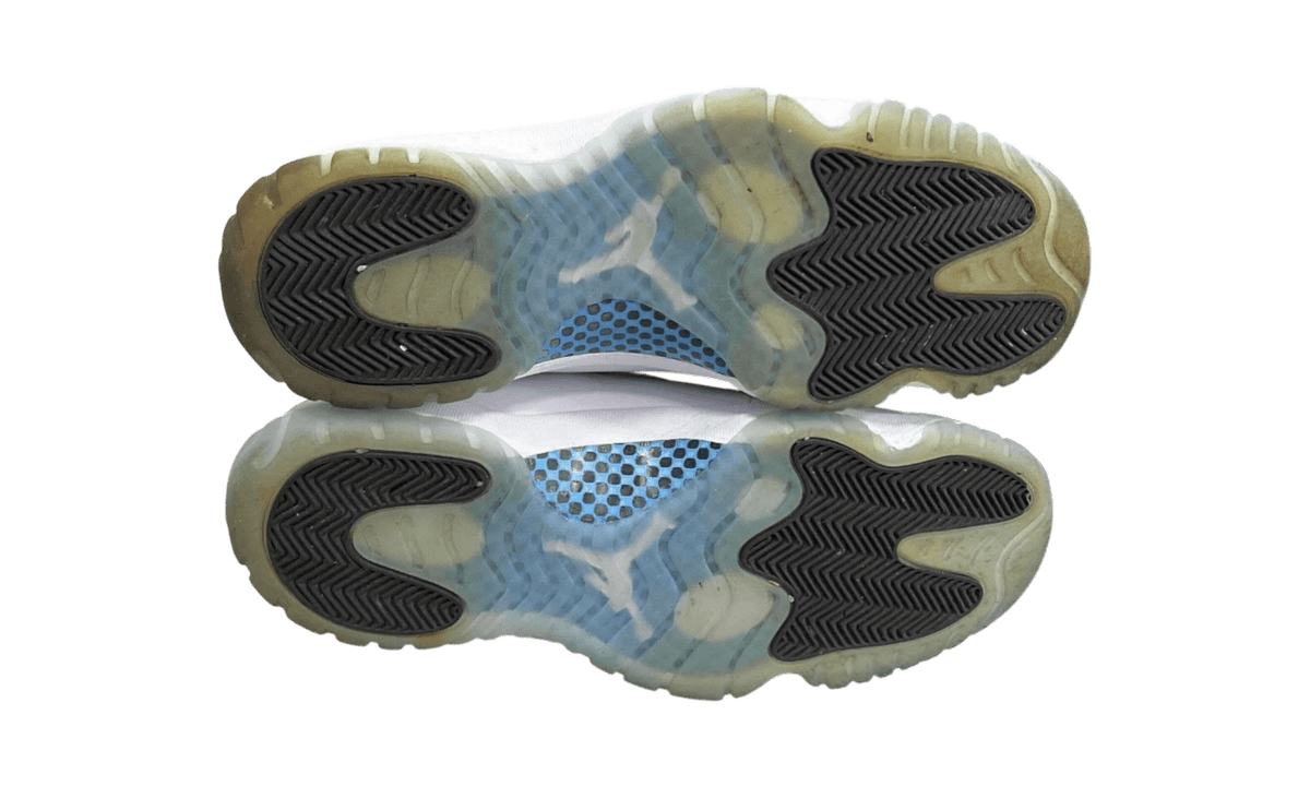Air Jordan 11 Retro "Legend Blue" (2024) (PreOwned)