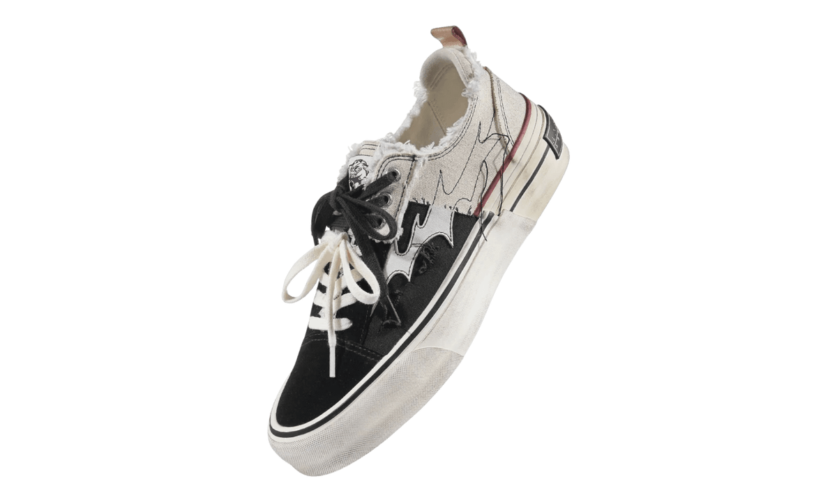 xVESSEL × Revenge x Storm Black / Off-White