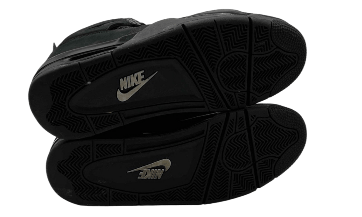 Air Jordan 4 Retro Black Cat (2025) (Preowned)