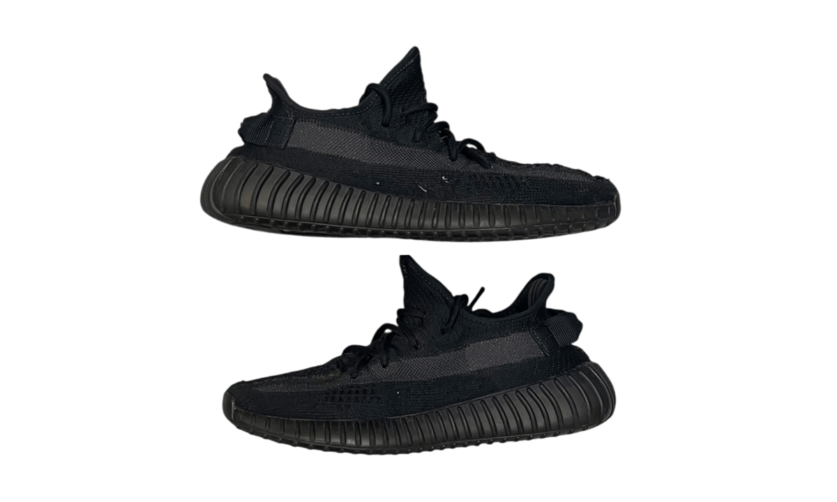Adidas Yeezy Boost 350 V2 "Onyx" (PreOwned)