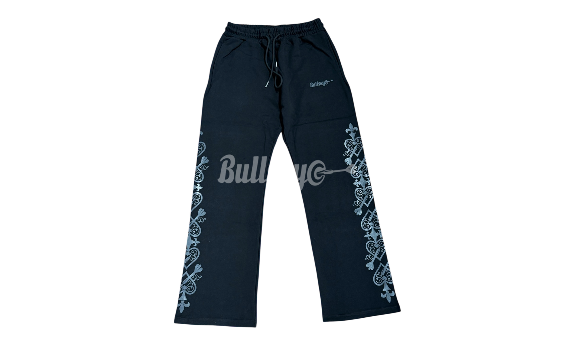 Bullseye Ace of Darts Black Sweatsuit (Zip-Up Hoodie & Sweatpants)