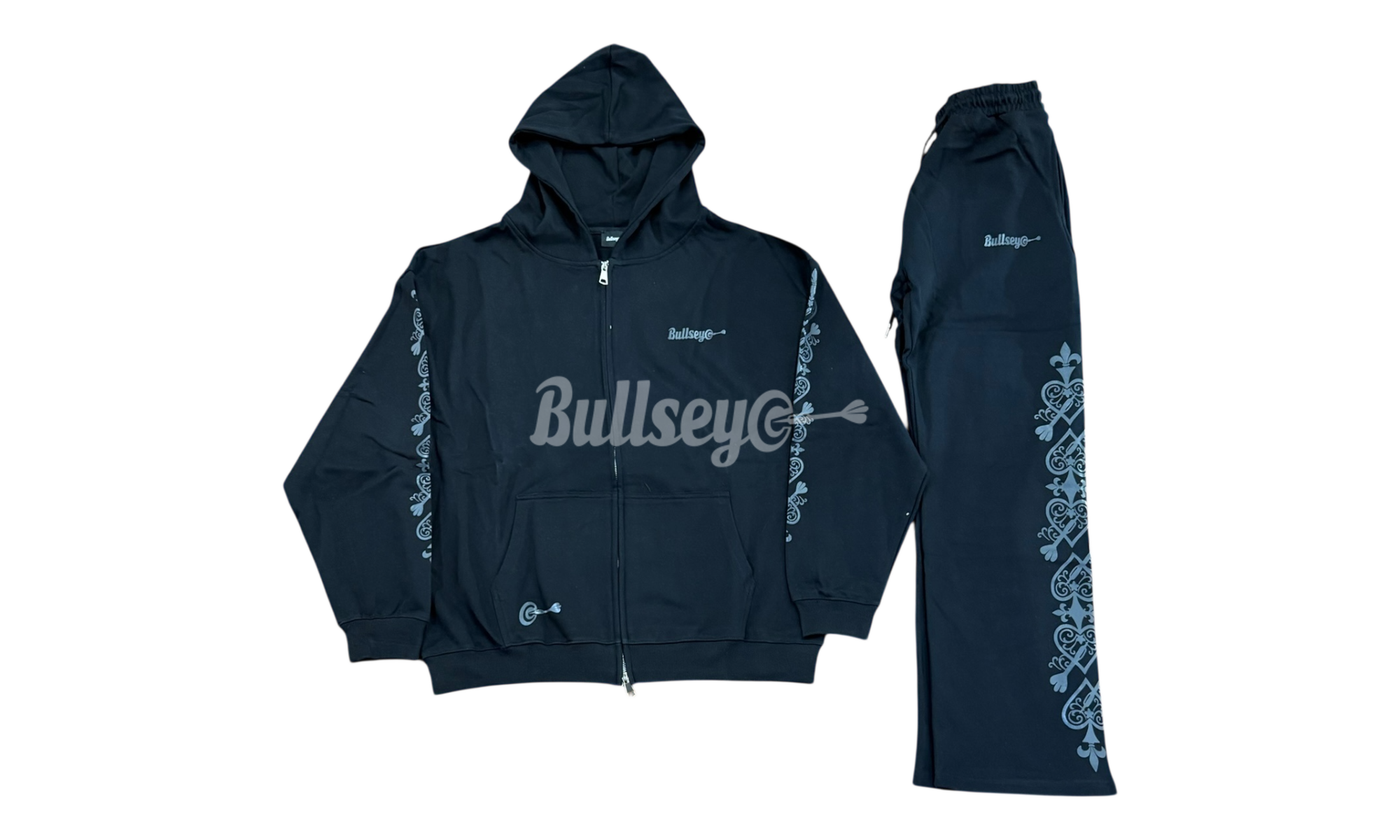 Bullseye Ace of Darts Black Sweatsuit (Zip-Up Hoodie & Sweatpants)