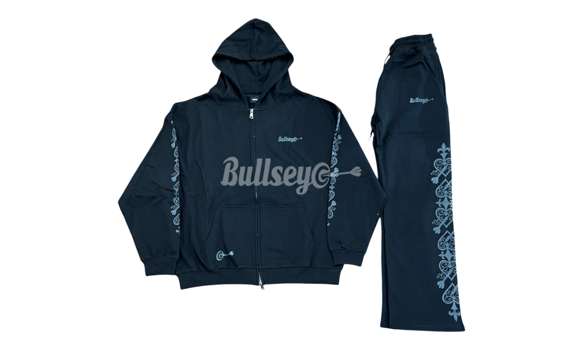 Bullseye Ace of Darts Black Sweatsuit (Zip-Up Hoodie & Sweatpants)