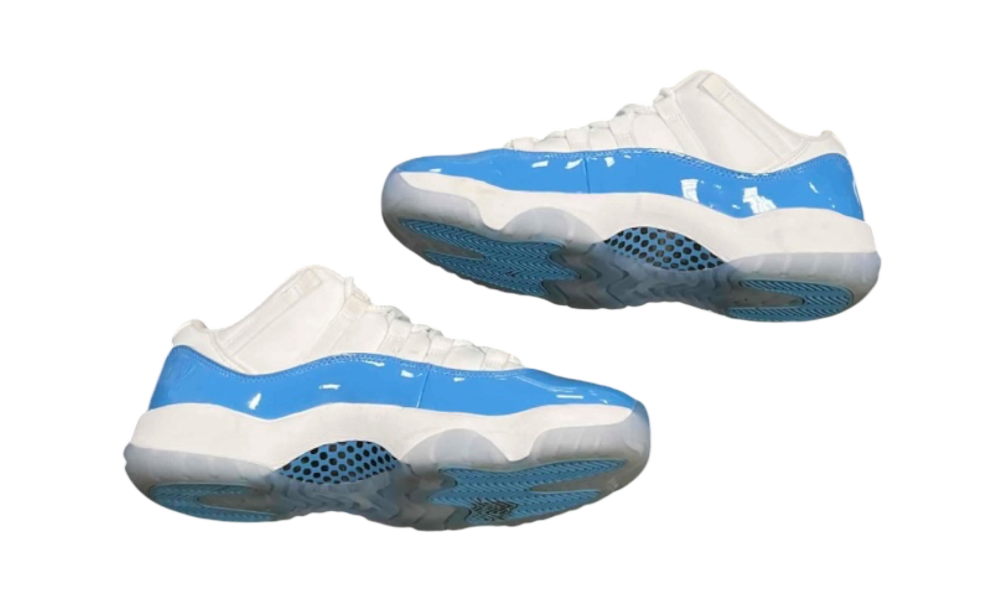 Jordan 11 Retro Low University Blue (2026)(PreOwned)