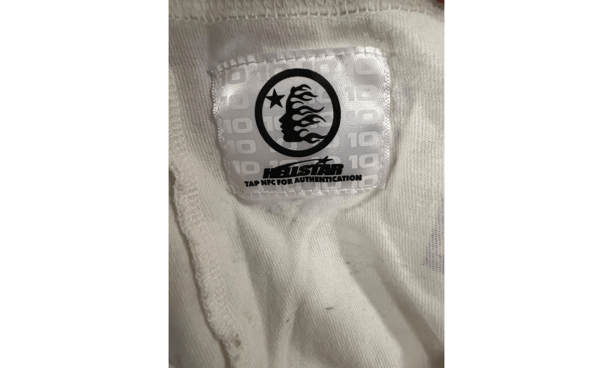 Hellstar Pixel White Longsleeve T-Shirt (PreOwned)
