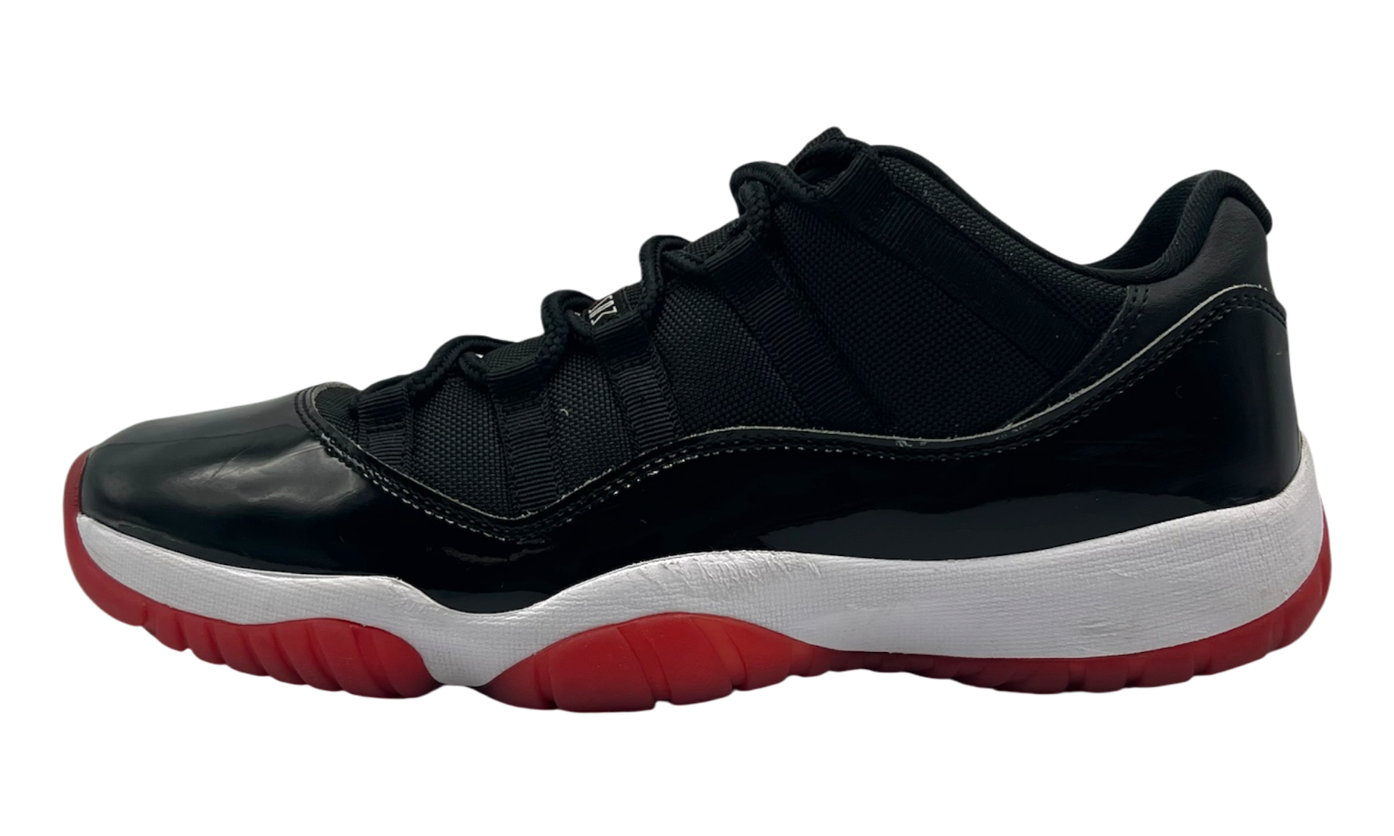 Air Jordan 11 Retro Low "Bred" (2025) (PreOwned) (No Box)