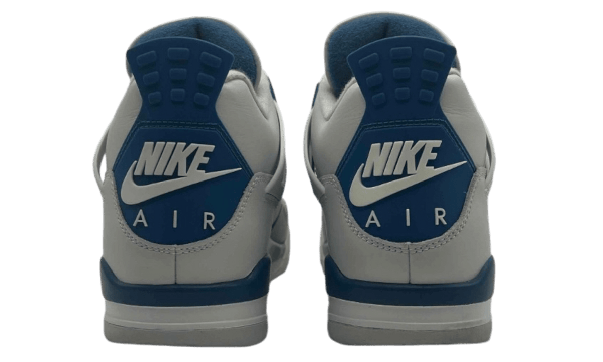 Air Jordan 4 Retro "Military Blue" (2024) (PreOwned)