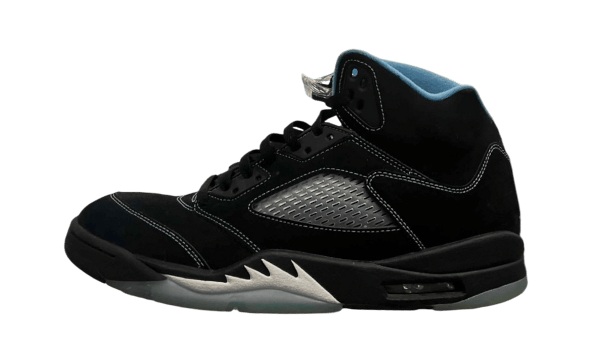 Jordan 5 Retro Black University Blue (2026) (PreOwned) (No Box)
