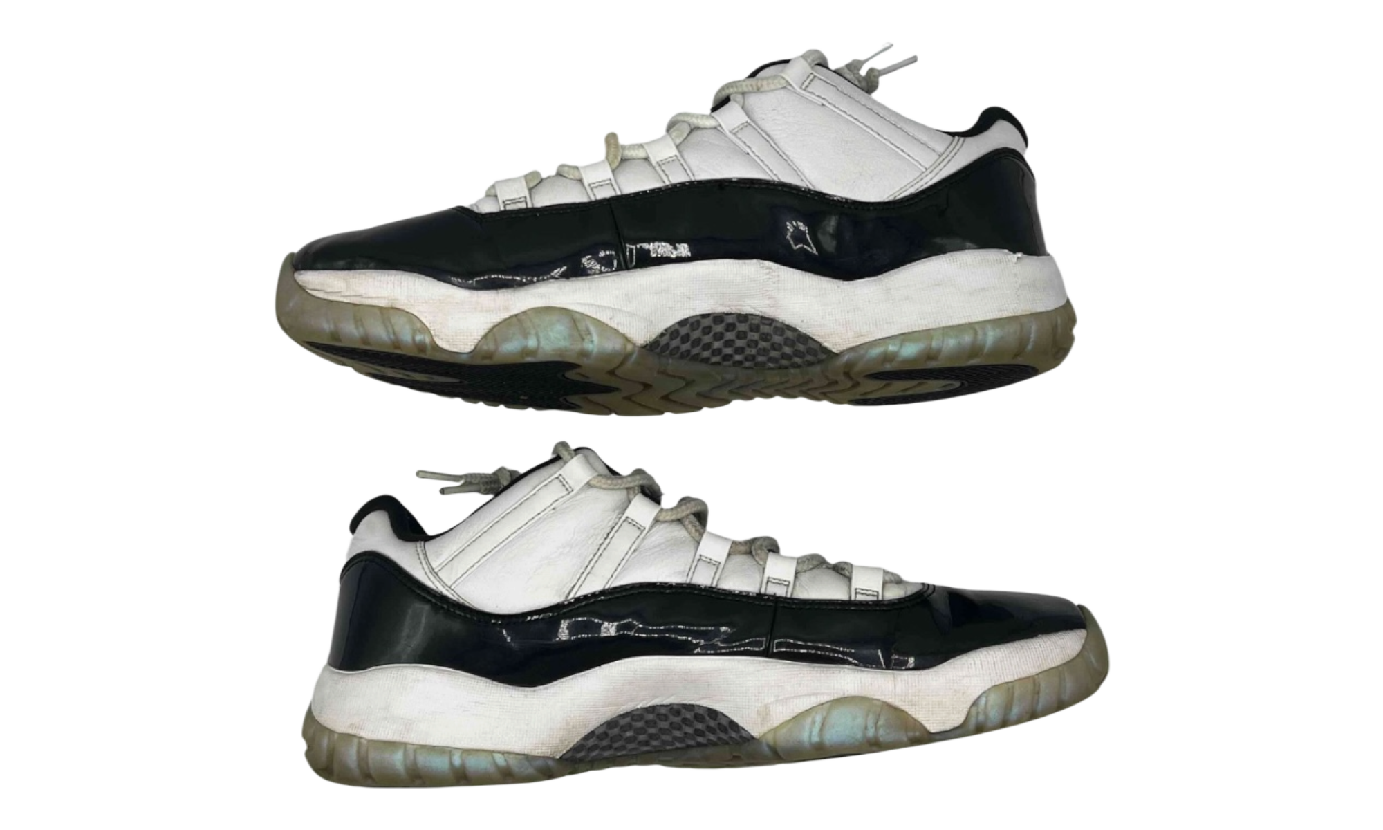 Jordan 11 Retro Low Iridescent (PreOwned)