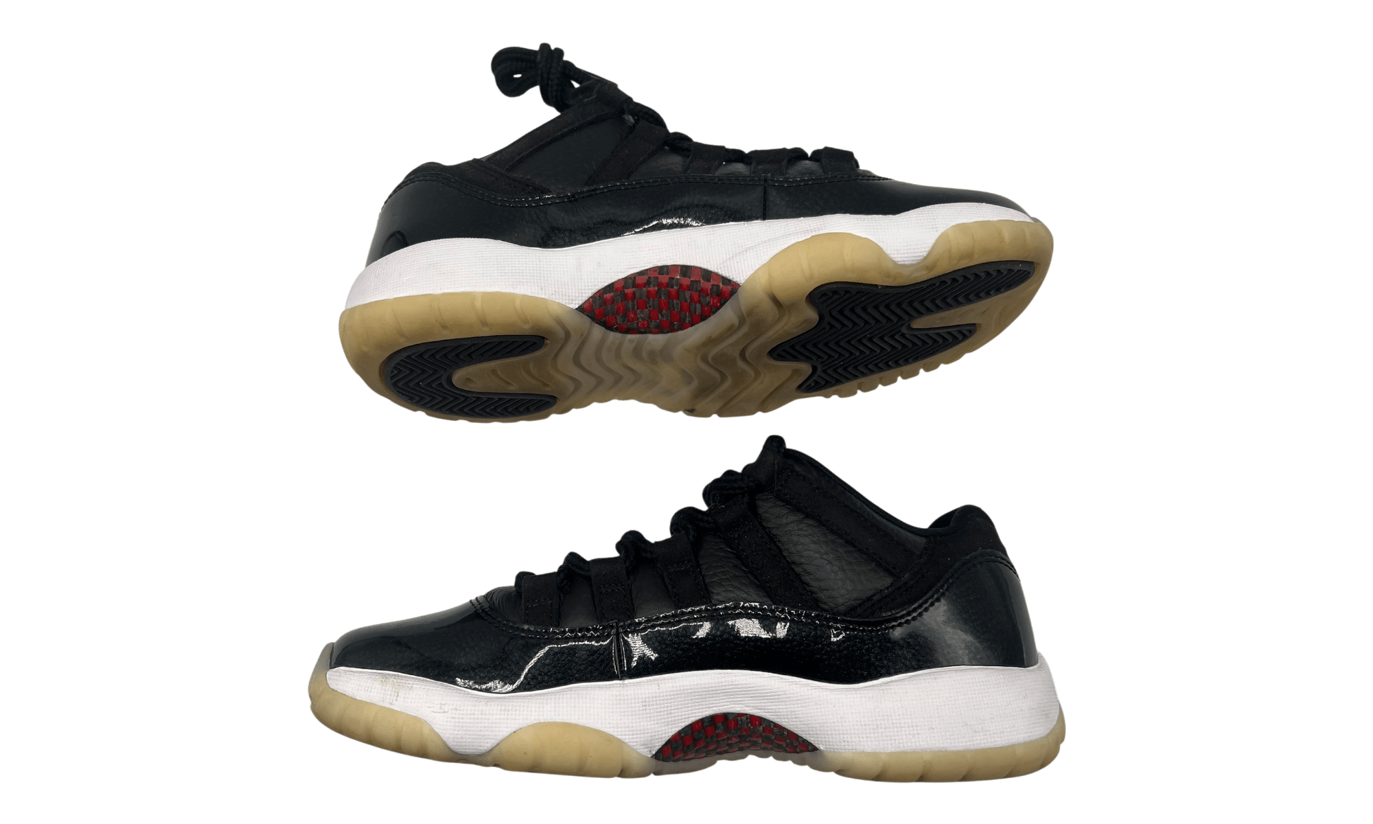 Jordan 11 Retro Low 72-10 (PreOwned) (No Box)