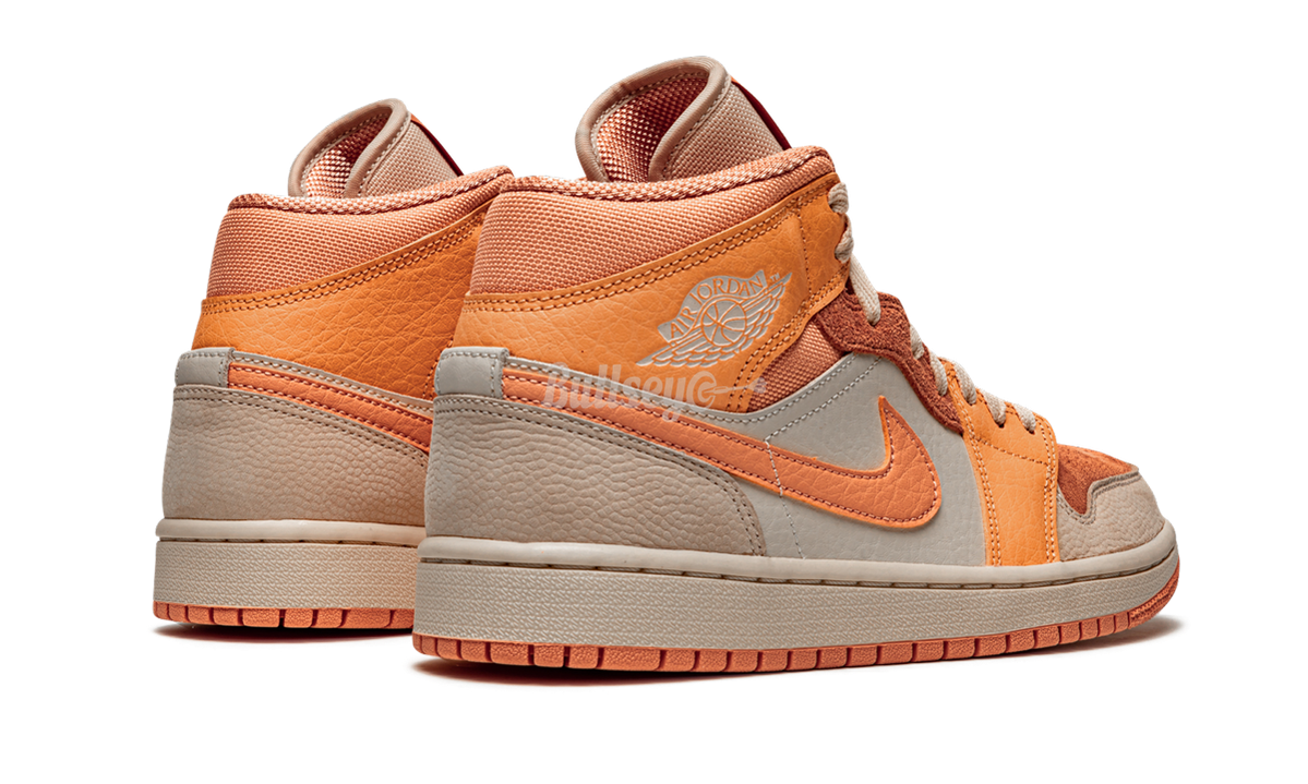 Air Jordan 1 Mid "Apricot Orange" (Womens)