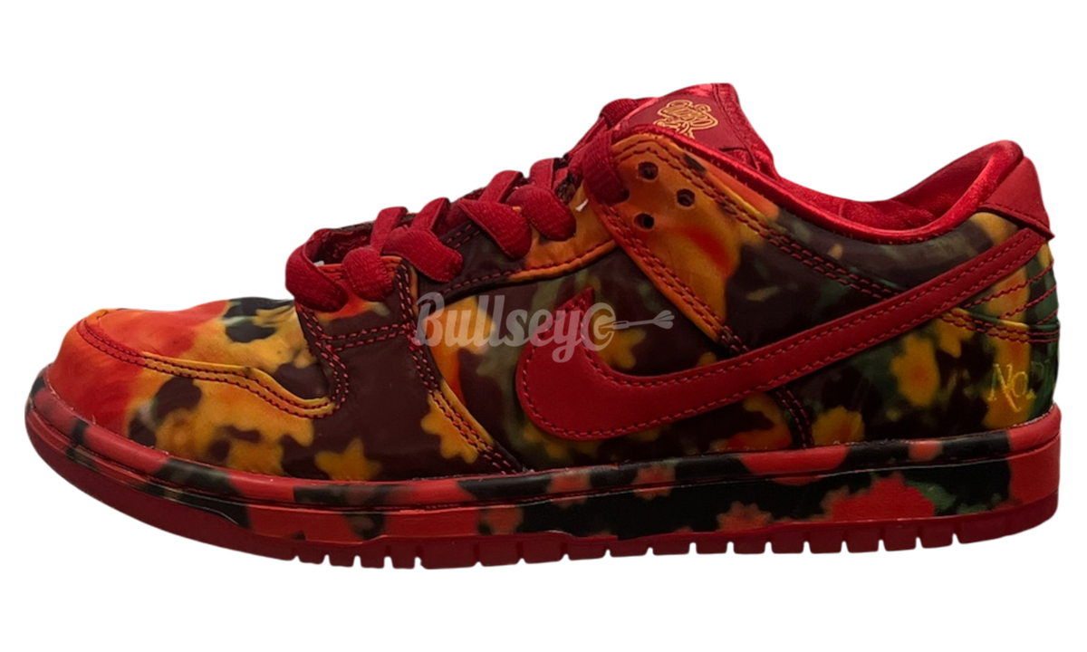 Nike SB Dunk Low The Wizard of Oz Poppy Field (PreOwned) (No Box)